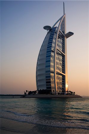 simsearch:841-02924683,k - Hotel Burj Al Arab, Dubai, Vereinigte Arabische Emirate, Naher Osten Stockbilder - Lizenzpflichtiges, Bildnummer: 841-02709692