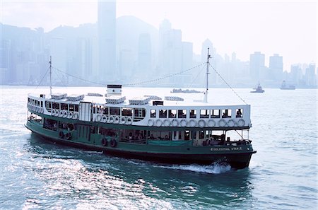 simsearch:841-02709876,k - Star Ferry, Victoria Harbour, with Hong Kong Island skyline in mist beyond, Hong Kong, China, Asia Stock Photo - Rights-Managed, Code: 841-02709876