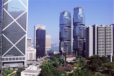 Bank of China building on left, and Lippo Towers on the right, Central, Hong Kong Island, Hong Kong, China, Asia Foto de stock - Direito Controlado, Número: 841-02709891