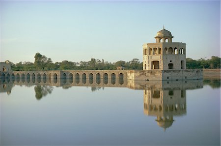 simsearch:841-02832908,k - Hiran Minar, 43km from Lahore, Punjab, Pakistan, Asia Stock Photo - Rights-Managed, Code: 841-02703104