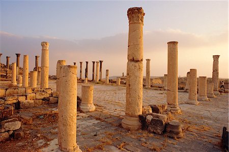 Roman ruins of Umm Qais, the biblical Decapolis city of Gadara, Jordan, Middle East Stock Photo - Rights-Managed, Code: 841-02703613