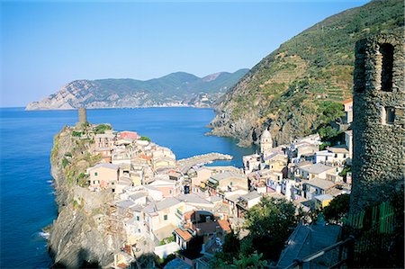 simsearch:841-02707245,k - Village de Vernazza, de l'east, Cinque Terre, UNESCO World Heritage Site, Ligurie, Italie, Europe Photographie de stock - Rights-Managed, Code: 841-02703869