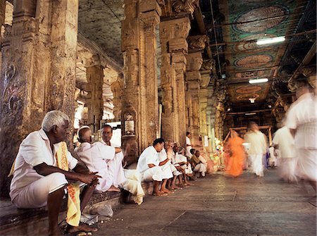 Entrance hall (east gate) to the Sri Meenakshi Temple, Madurai, Tamil Nadu state, India, Asia Foto de stock - Con derechos protegidos, Código: 841-02703873