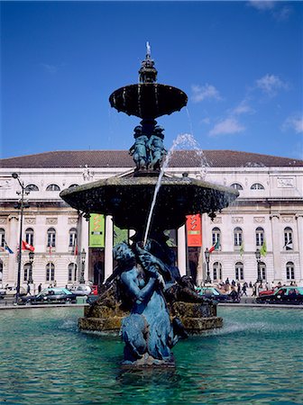 fountain plaza statue - Fontaine et le National Theatre D. Maria II, Place Rossio (place de Rossio), Lisbonne, Portugal, Europe Photographie de stock - Rights-Managed, Code: 841-02714075