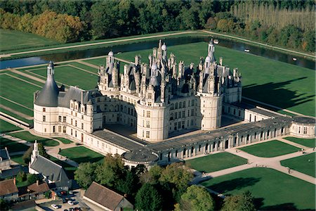 Aerial view of the Chateau of Chambord, UNESCO World Heritage Site, Loir et Cher, Region de la Loire, Loire Valley, France, Europe Stock Photo - Rights-Managed, Code: 841-02714485