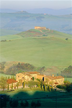 simsearch:841-02917967,k - Agritourisme près de Pienza, près de la Province de Sienne, Toscane, Italie Photographie de stock - Rights-Managed, Code: 841-02714660