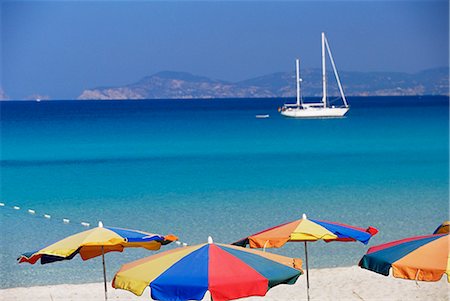 simsearch:841-02714752,k - Bunte Sonnenschirme am Playa de ses Illetes Strand, Formentera, Balearen Inseln, Spanien, Mittelmeer, Europa Stockbilder - Lizenzpflichtiges, Bildnummer: 841-02714752