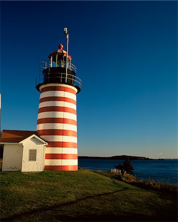 sunset ray - West Quoddy Head Lighthouse, Lubec, Maine, New England, États-Unis d'Amérique, Amérique du Nord Photographie de stock - Rights-Managed, Code: 841-02714774