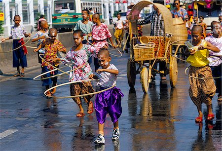 Children playing and parading in streets during King Narai Reign Fair, Lopburi, Thailand, Southeast Asia, Asia Stock Photo - Rights-Managed, Code: 841-02714830