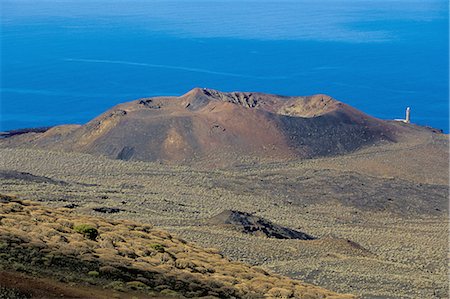 simsearch:841-03033654,k - Volcano cone viewed from la Dehesa, with sea beyond, El Hierro, Canary Islands, Spain, Atlantic, Europe Stock Photo - Rights-Managed, Code: 841-02715021