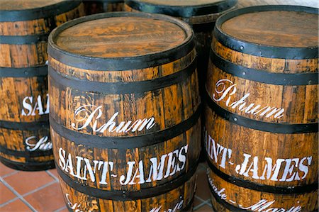 ron - Barrels of rum, French Antilles, West Indies, Central America Foto de stock - Con derechos protegidos, Código: 841-02715411