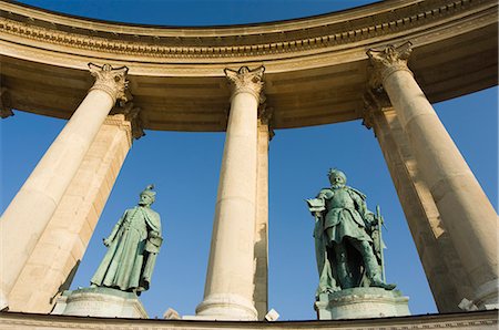Colonnade, place des héros, Budapest, Hongrie, Europe Photographie de stock - Rights-Managed, Code: 841-02716822