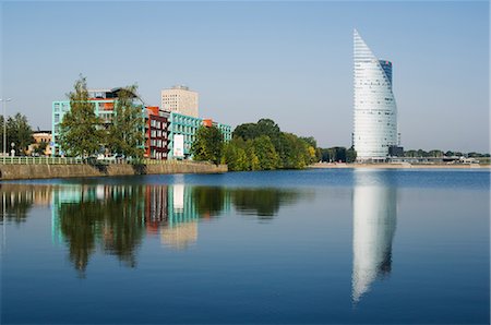 riga - Hans Bank on the River Daugava, Riga, Latvia, Baltic States, Europe Foto de stock - Con derechos protegidos, Código: 841-02716869