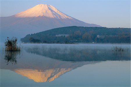 Mt. Fuji and Yamanaka ko (lake), Yamanashi, Japan Stock Photo - Rights-Managed, Code: 841-02716922