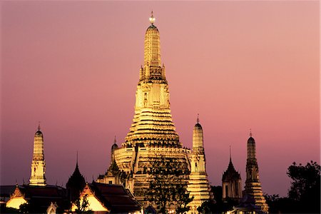 Buddhist temple of Wat Arun (Temple of the Dawn) at twilight, dating from 19th century, Bankok Noi, Bangkok, Thailand, Southeast Asia, Asia Stock Photo - Rights-Managed, Code: 841-02717033