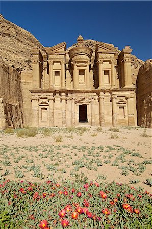 simsearch:841-03032610,k - Al Deir (Ed Deir) (monastère), Petra, Site du patrimoine mondial de l'UNESCO, en Jordanie, Moyen-Orient Photographie de stock - Rights-Managed, Code: 841-02717245