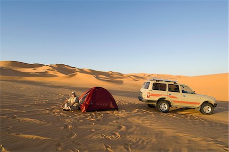 fezzan - Tente et SUV au désert, Erg Awbari, Sahara desert, Fezzan (Libye), l'Afrique du Nord, Afrique Photographie de stock - Rights-Managed, Code: 841-02717361