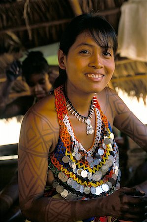 Embera Indian woman, Soberania Forest National Park, Panama, Central America Foto de stock - Con derechos protegidos, Código: 841-02717491