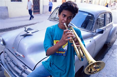 street musicians - Street musician, Habana Vieja, Havana, Cuba, West Indies, Central America Stock Photo - Rights-Managed, Code: 841-02717540