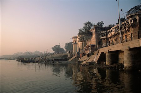 Ghats along the River Ganges (Ganga), Varanasi (Benares), Uttar Pradesh state, India, Asia Stock Photo - Rights-Managed, Code: 841-02717907