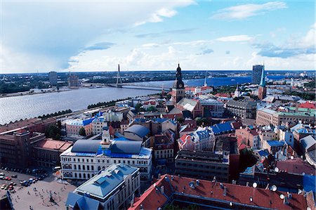 daugava - View of the Old Town and the Daugava River, from St. Peter church, Riga, Latvia, Baltic States, Europe Foto de stock - Con derechos protegidos, Código: 841-02718450