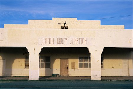 simsearch:841-02703885,k - Last town before park entrance, Death Valley, California, United States of America (U.S.A.), North America Foto de stock - Con derechos protegidos, Código: 841-02718664