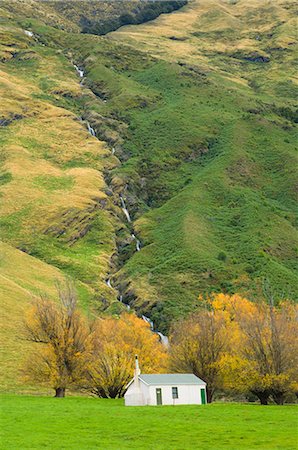 steep hill - Hut, Matukituki Valley, Wanaka, Central Otago, South Island, New Zealand, Pacific Stock Photo - Rights-Managed, Code: 841-02719177