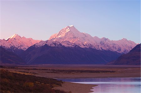 Lake Pukaki and Mount Cook, Southern Alps, Canterbury, South Island, New Zealand, Pacific Stock Photo - Rights-Managed, Code: 841-02719218