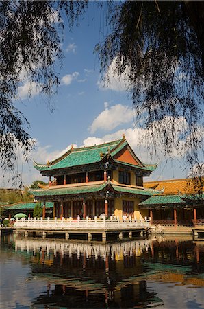 Scene at the Green Lake Park, Kunming, Yunnan Province, China, Asia Stock Photo - Rights-Managed, Code: 841-02719373