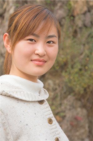 Portrait of a young Chinese woman, Huangshan City (Tunxi), Anhui Province, China, Asia Fotografie stock - Rights-Managed, Codice: 841-02719452