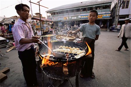 Alimentation de rue, Pin Oo hajar, Myanmar (Birmanie), Asie Photographie de stock - Rights-Managed, Code: 841-02719641