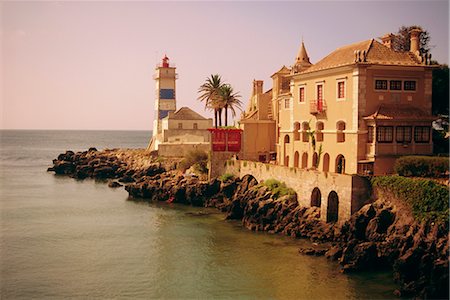 portuguese house without people - The lighthouse, Cascais, Estremadura, Portugal, Europe Stock Photo - Rights-Managed, Code: 841-02710021