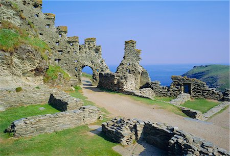 Tintagel Castle, associated with King Arthur in legend, Cornwall, England Stock Photo - Rights-Managed, Code: 841-02710226