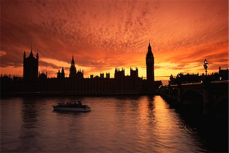 Sunset over the Houses of Parliament, UNESCO World Heritage Site, Westminster, from across the River Thames, London, England, United Kingdom, Europe Stock Photo - Rights-Managed, Code: 841-02710227