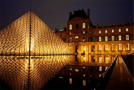 egyptian museum - Musee du Louvre and Pyramide, Paris, France, Europe Foto de stock - Direito Controlado, Número: 841-02710270