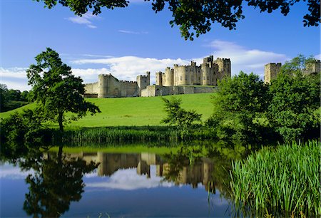 simsearch:841-02710226,k - Alnwick Castle, Alnwick, Northumberland, England, UK Foto de stock - Con derechos protegidos, Código: 841-02710498