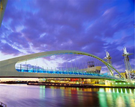 Bridge and Lowry Centre, Manchester, England Stock Photo - Rights-Managed, Code: 841-02710709