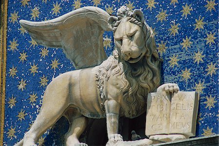 Close-up of the Lion of St. Mark's Clock Tower in Venice, UNESCO World Heritage Site, Veneto, Italy, Europe Stock Photo - Rights-Managed, Code: 841-02710750
