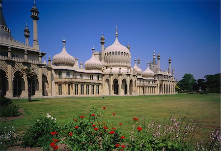 royal pavilion brighton - The Royal Pavilion, built by the Prince Regent, later to become King George IV, Brighton, East Sussex, England, UK Stock Photo - Rights-Managed, Code: 841-02711465