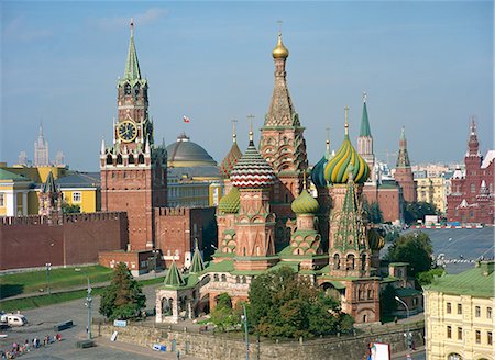 st basil - St. Basil's Cathedral and the Kremlin, Red Square, UNESCO World Heritage Site, Moscow, Russia, Europe Stock Photo - Rights-Managed, Code: 841-02711583
