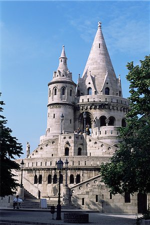 simsearch:841-03035738,k - The Fisherman's Bastion in the castle area of old Buda, Budapest, Hungary, Europe Foto de stock - Con derechos protegidos, Código: 841-02712233