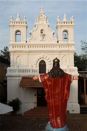 simsearch:841-02901373,k - Église de vieux portugais dans un parc de Fort Tiracol, Goa, Inde, Asie Photographie de stock - Rights-Managed, Code: 841-02712327