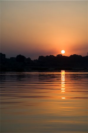 sunset india - Narmada River, Maheshwar, Madhya Pradesh state, India,Asia Stock Photo - Rights-Managed, Code: 841-02712333