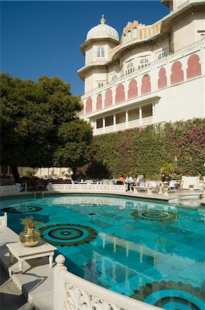 simsearch:841-02830807,k - Shiv Niwas Palace, a former royal guest house and now a heritage hotel, Udaipur, Rajasthan state, India, Asia Stock Photo - Rights-Managed, Code: 841-02712351