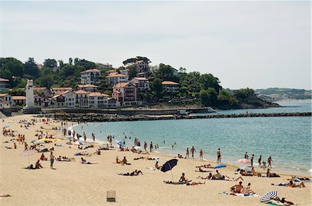 simsearch:841-02915234,k - The beach at St. Jean de Luz, Basque country, Pyrenees-Atlantiques, Aquitaine, France, Europe Fotografie stock - Rights-Managed, Codice: 841-02712504