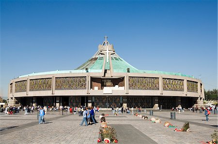 simsearch:841-02992657,k - Basilica de Guadalupe, a famous pilgrimage center, Mexico City, Mexico, North America Foto de stock - Con derechos protegidos, Código: 841-02712599