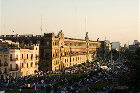 el zócalo - The National Palace, Zocalo, Centro Historico, Mexico City, Mexico, North America Foto de stock - Con derechos protegidos, Código: 841-02712601