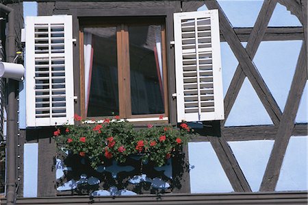 Window in timbered house, old town, Ribeauville, Alsace, France, Europe Stock Photo - Rights-Managed, Code: 841-02713128