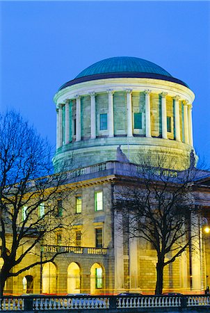 The Four Courts at dusk, Dublin, Ireland Stock Photo - Rights-Managed, Code: 841-02713302