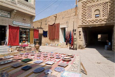 Biens à la vente, Medina (centre-ville), Tozeur, Tunisie, Afrique du Nord, Afrique Photographie de stock - Rights-Managed, Code: 841-02713711